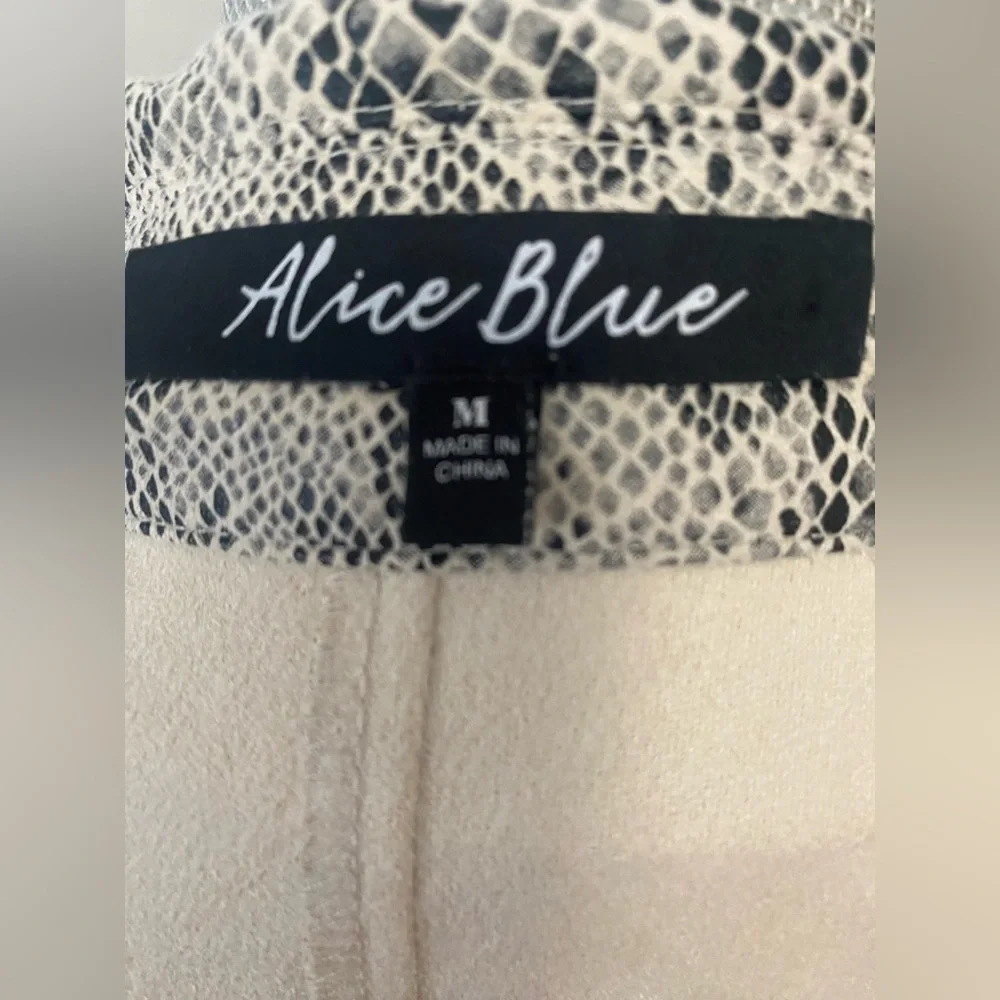 Alice Blue stay cozy